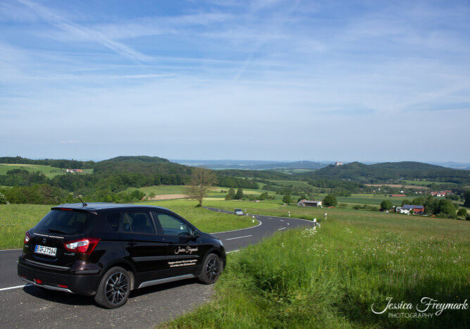 Jessica Freymark on Tour Auto in der Rhön